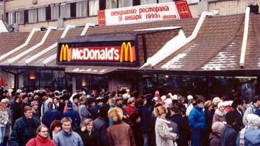 McDonald's Rusiyadakı 850 restoranını bağladı