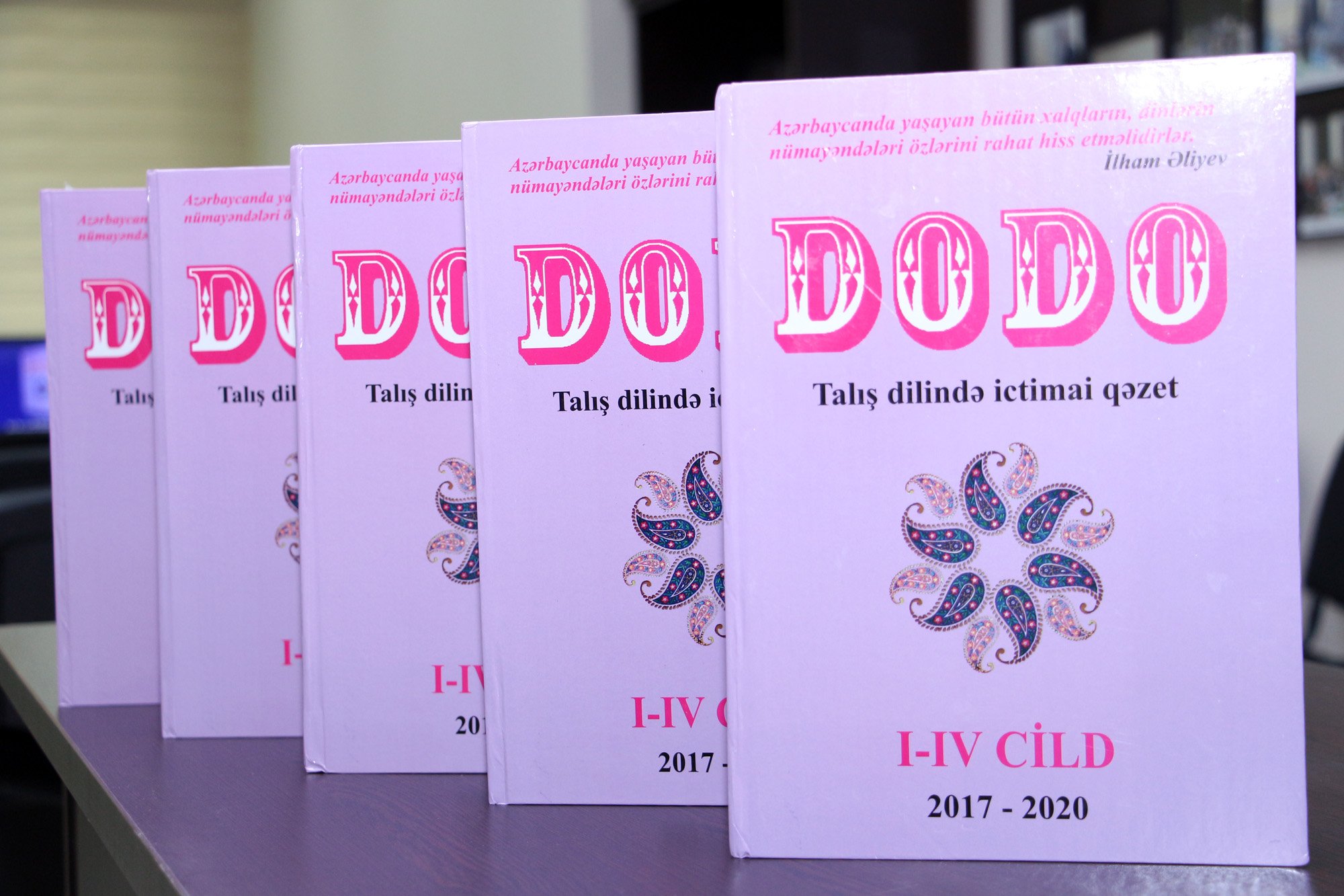 “DODO” qəzetinin buraxılışları kitab halında nəşr edilib - FOTOLAR
