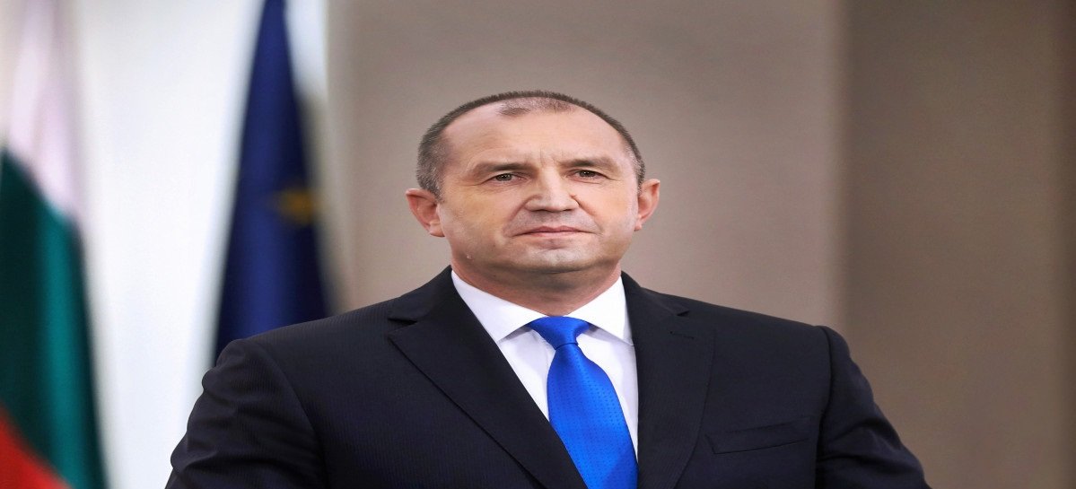 Rumen Radev Bolqarıstanın prezidenti seçildi