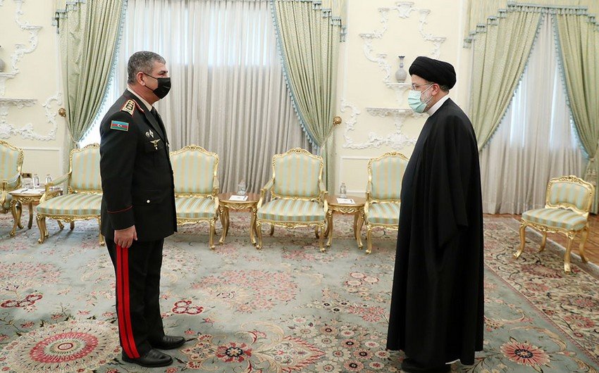 Zakir Həsənov İran Prezidenti ilə görüşdü