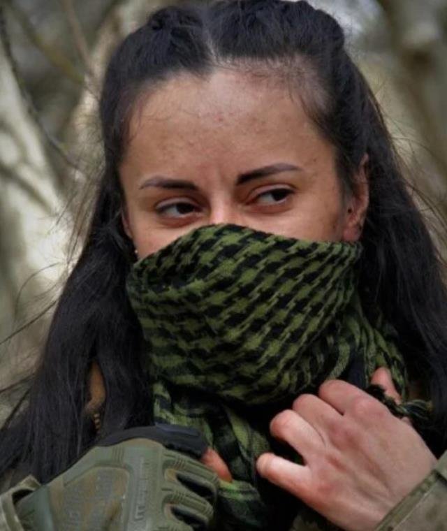 Bu ukraynalı qız rus əsgərlərinin kabusuna çevrilib - FOTO