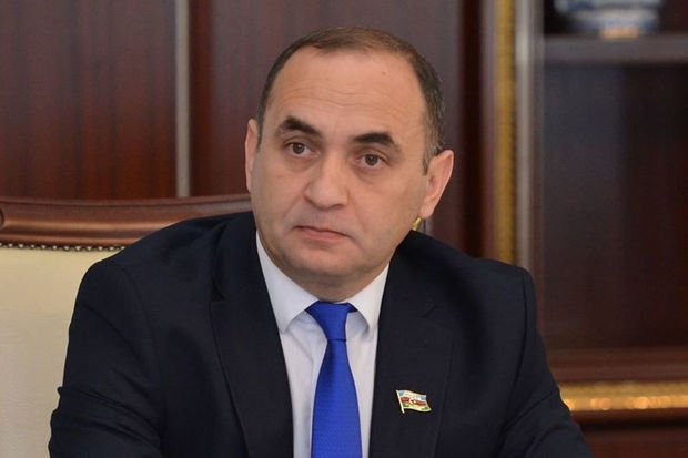 Millət vəkili: “Nazirliklər deputatların rəsmi müraciətlərinə cavab vermir”