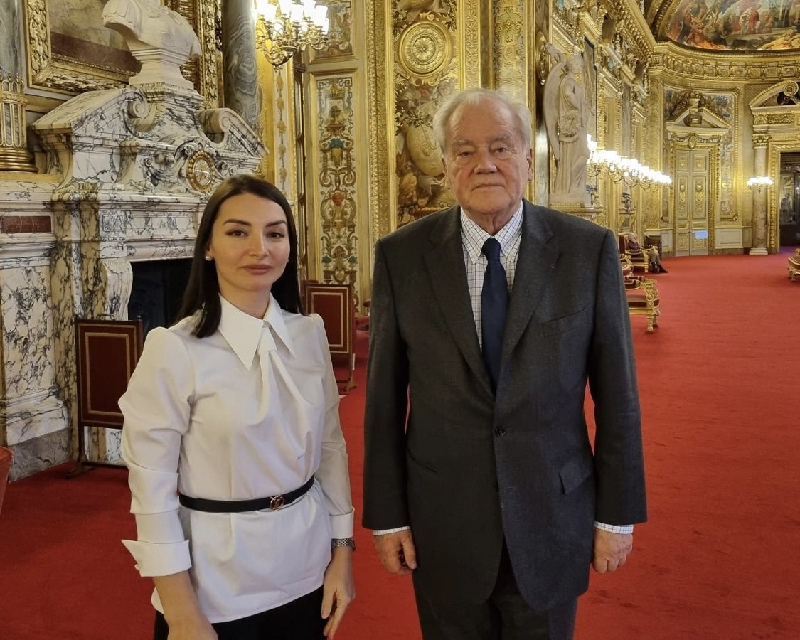 Leyla Abdullayeva Fransa Senatının komitə sədri ilə müzakirə apardı